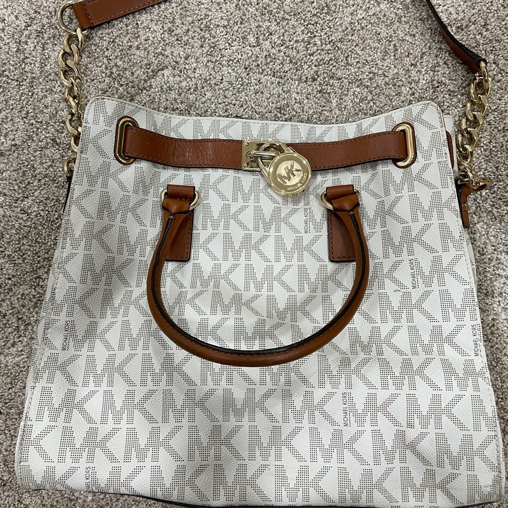 Michael Kors pocketbook barely used